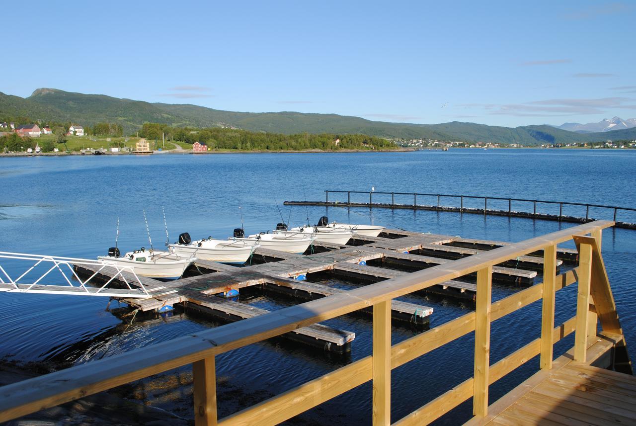 Furoy Hotel Apartments And Boating Sorreisa Zewnętrze zdjęcie