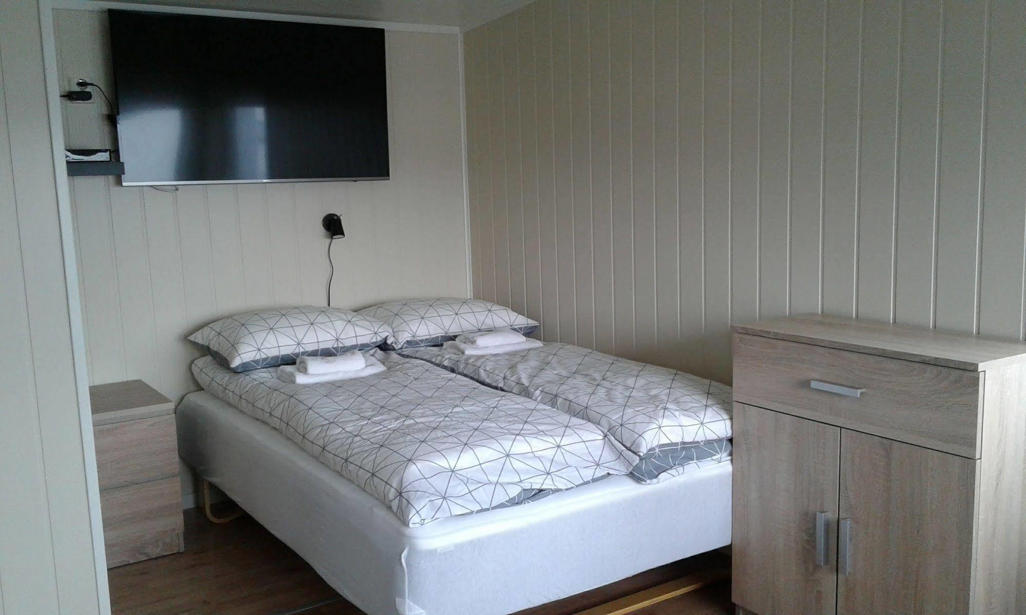 Furoy Hotel Apartments And Boating Sorreisa Zewnętrze zdjęcie