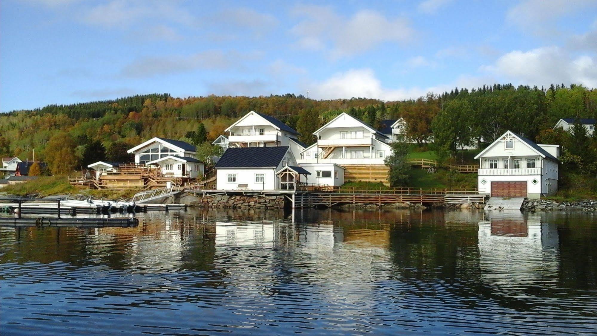 Furoy Hotel Apartments And Boating Sorreisa Zewnętrze zdjęcie